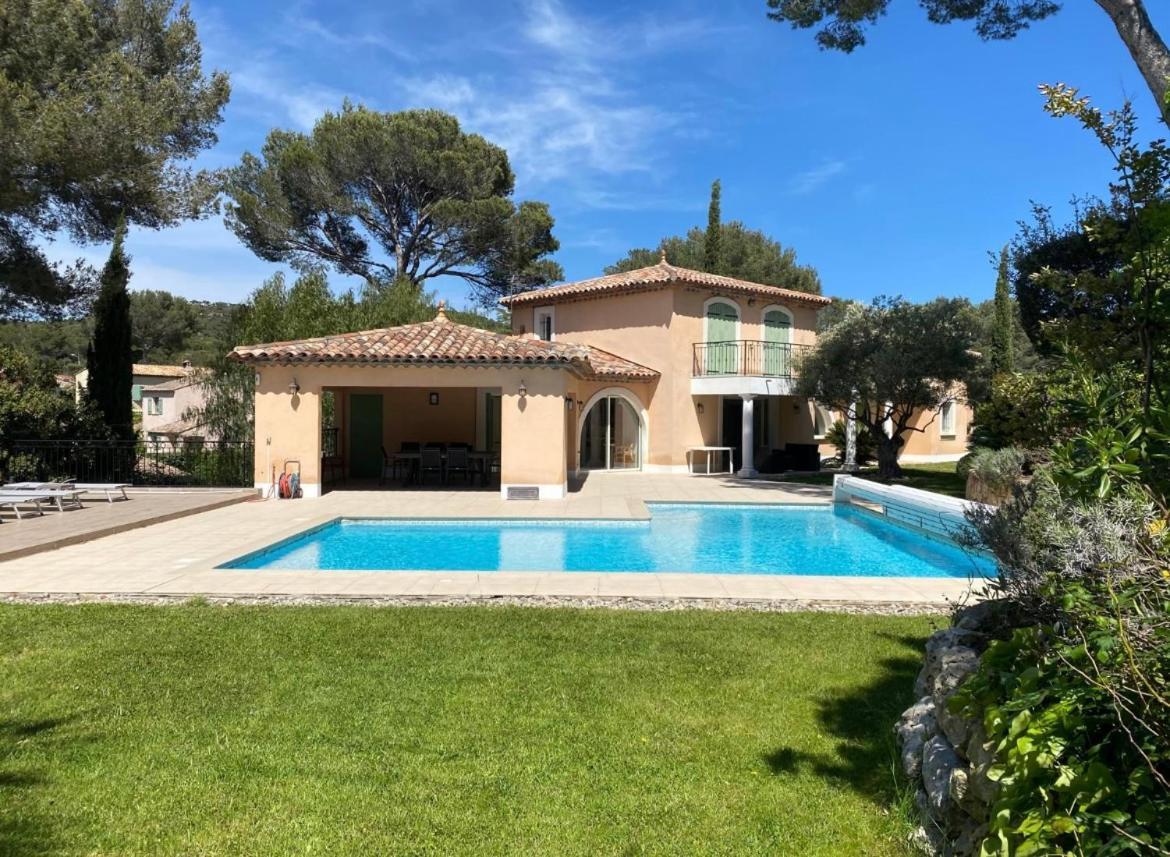 Belle villa à Saint Raphaël dans clos privé Extérieur photo