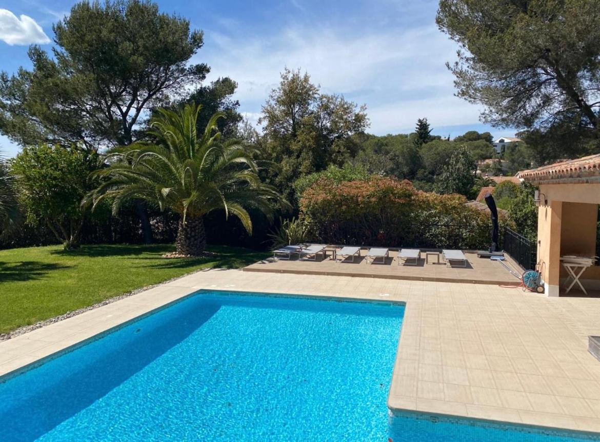 Belle villa à Saint Raphaël dans clos privé Extérieur photo