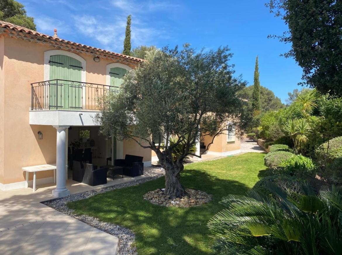 Belle villa à Saint Raphaël dans clos privé Extérieur photo
