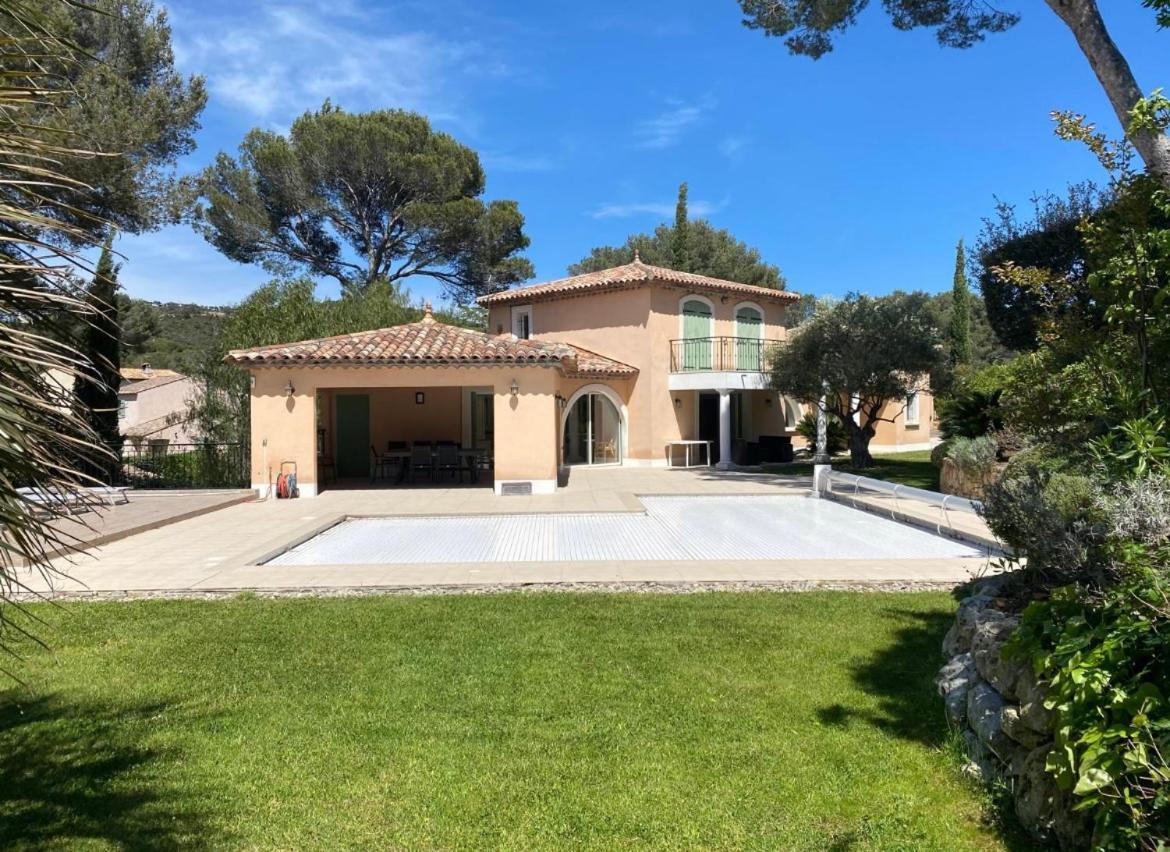 Belle villa à Saint Raphaël dans clos privé Extérieur photo