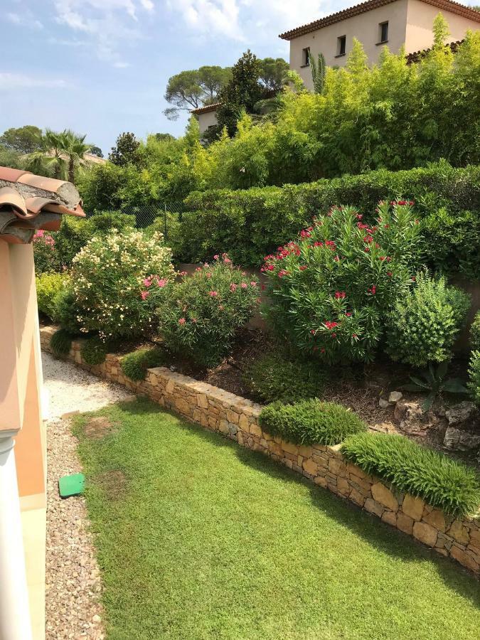 Belle villa à Saint Raphaël dans clos privé Extérieur photo