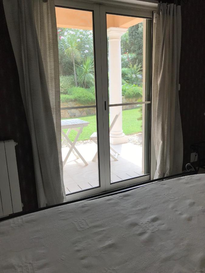 Belle villa à Saint Raphaël dans clos privé Extérieur photo